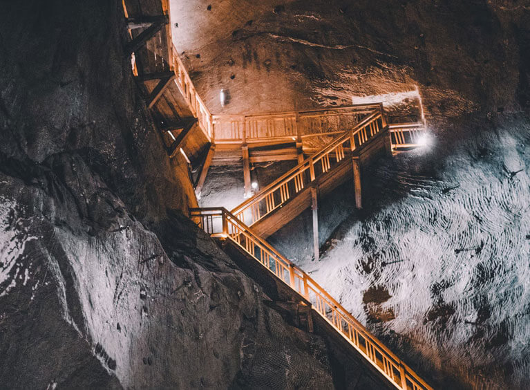 發(fā)動(dòng)機(jī)出租